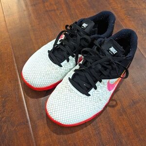 Nike Metcon - pink, black and white